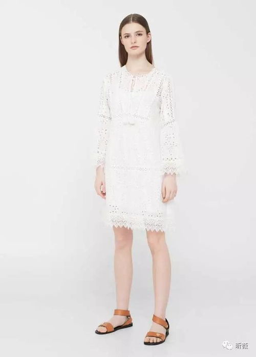 元气少女装，高举“师徒CP”大旗的吴倩同款穿搭秘诀