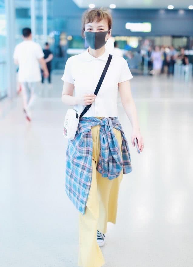 吴昕素颜现核桃眼袋 36岁真实状态引热议